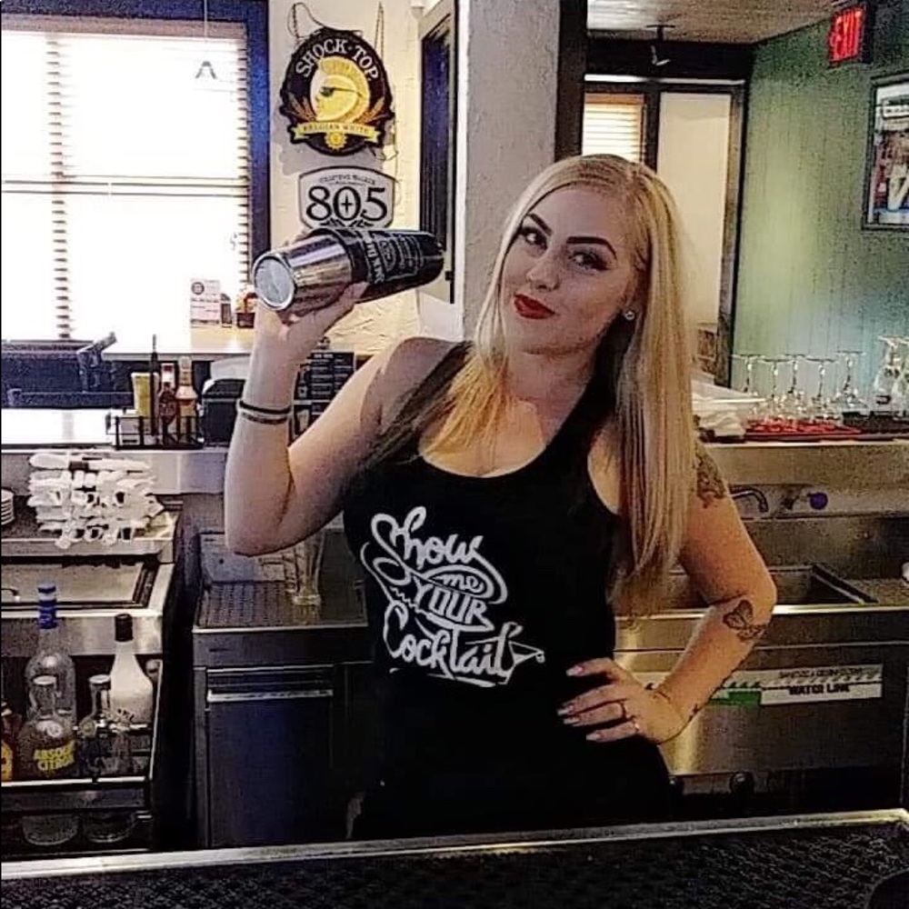 ✨ CLEARANCE Women’s Tank top:  - Size M